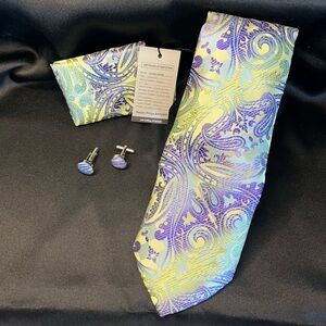 NWT-Silk Purple and Green Paisley Tie Set